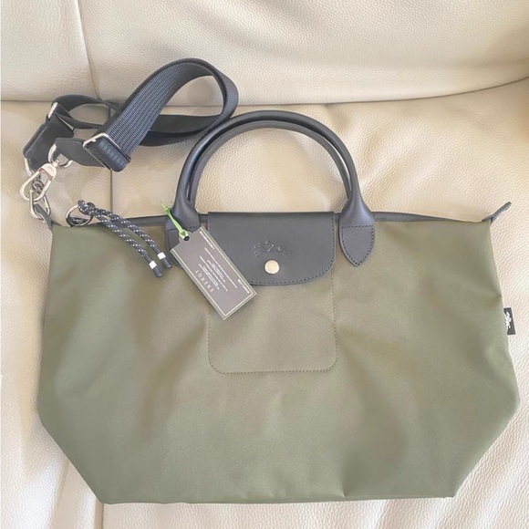 Longchamp Handbags - Longchamp bag